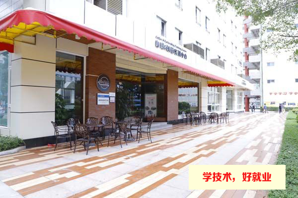 广州市白云工商技师学院美食烹饪实训场室